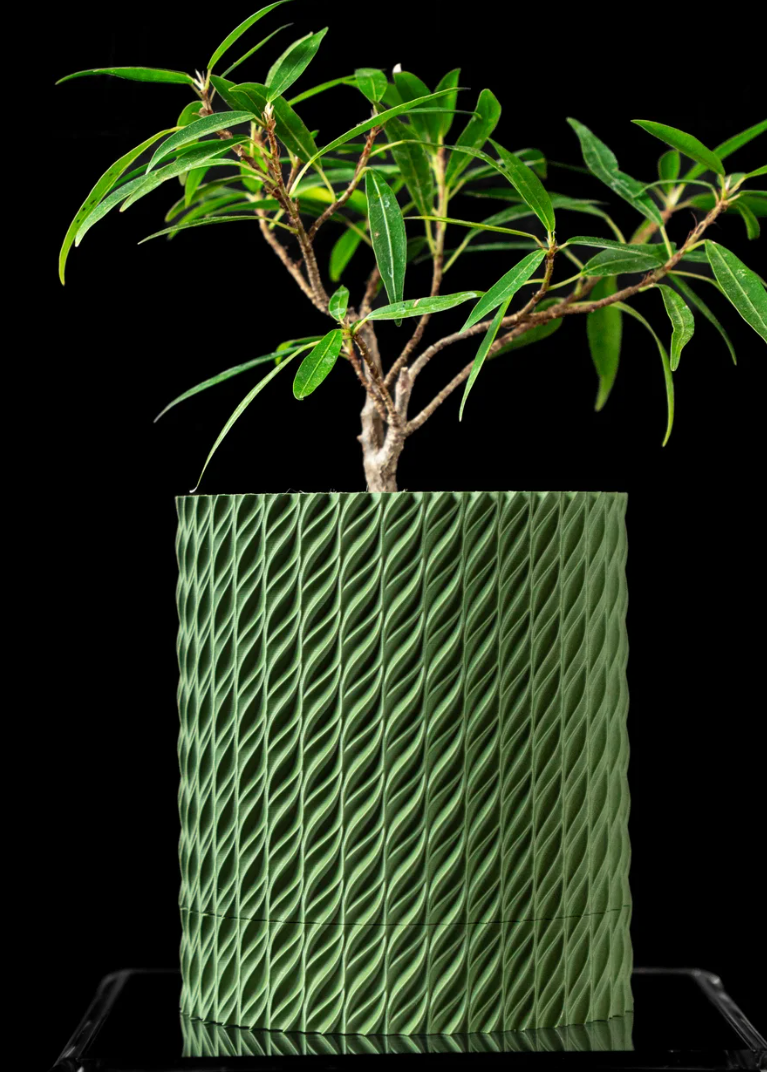 Maceta Flow Planter