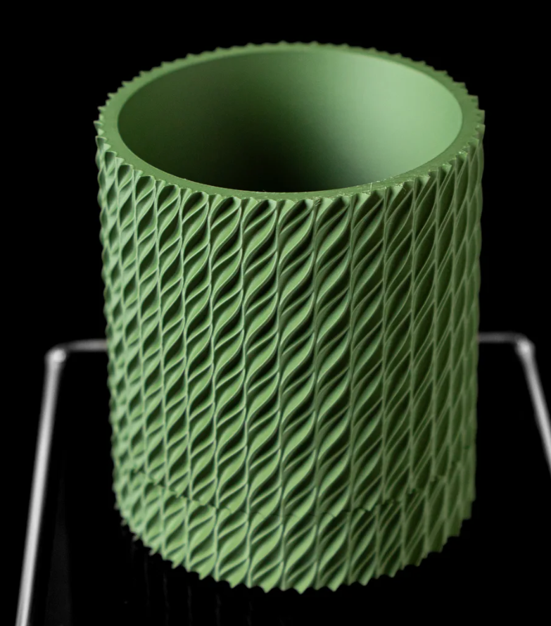 Maceta Flow Planter